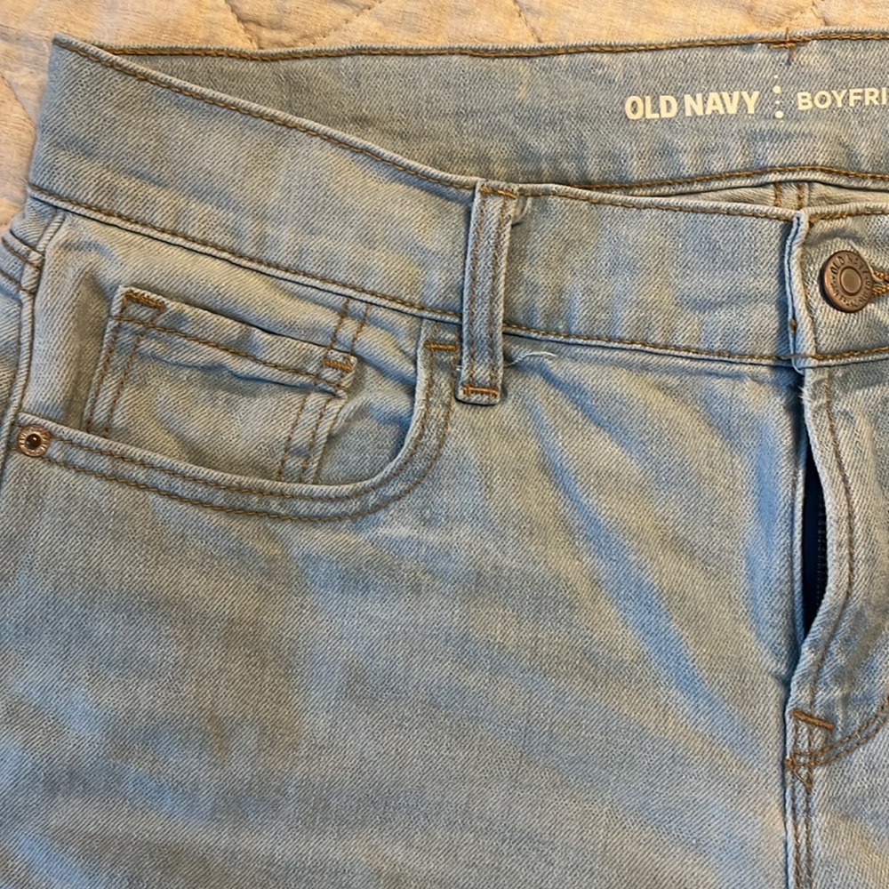 Old Navy boyfriend shorts - Picture 2 of 5